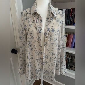 Button Up Boutique Shirt Size L